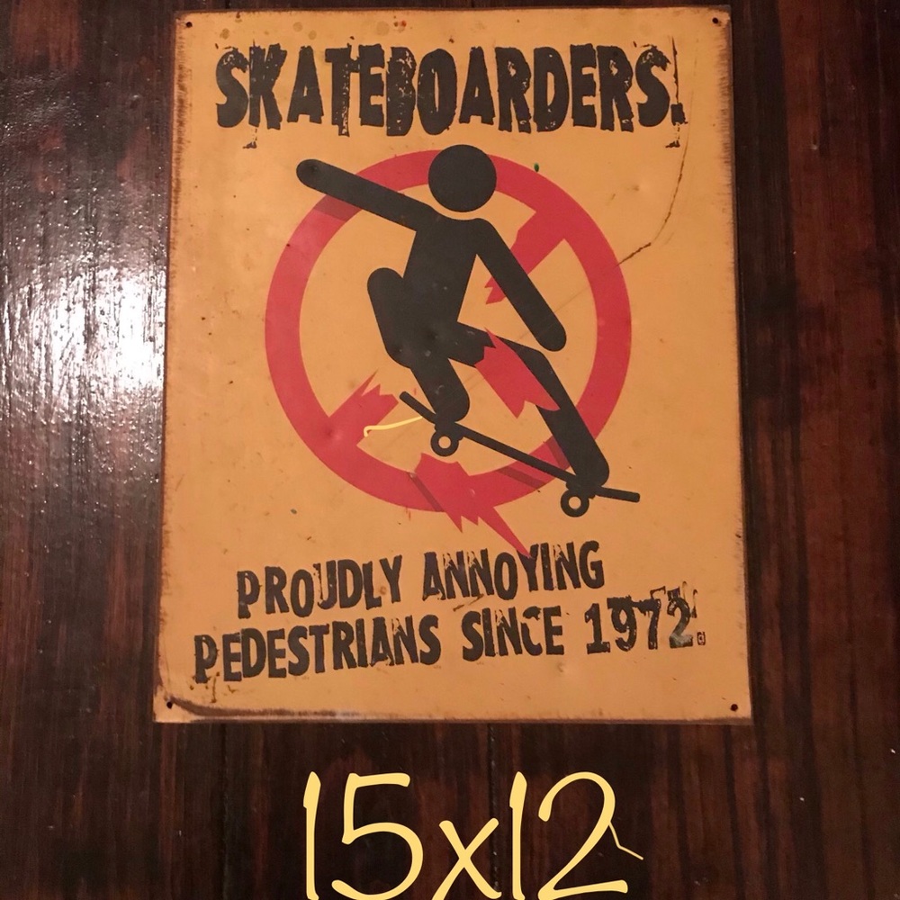 Old Skate sign